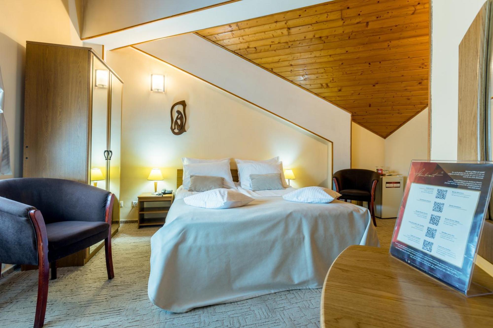 Hotel Ambient Braşov Habitación foto